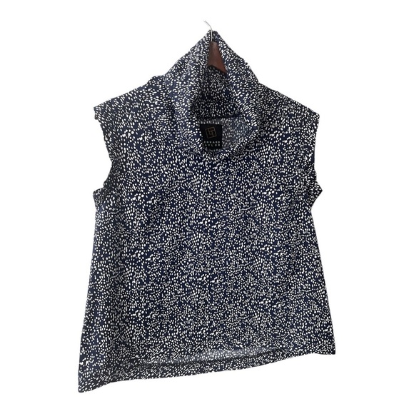 Lennard Taylor Sleeveless Crowl Neck Size M Women NWOT - Picture 2 of 9